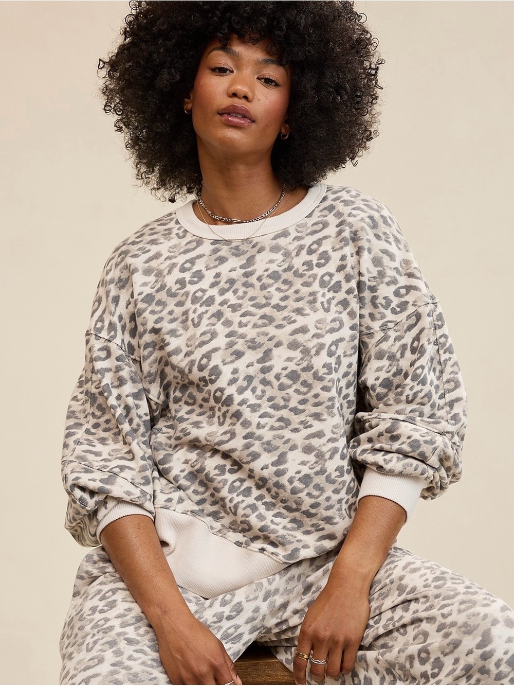 Aerie Go-To sweatshirt in cake batter color